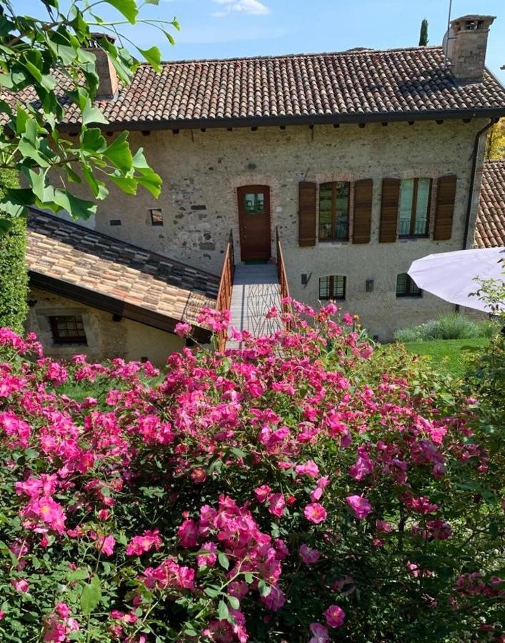 Al Vecchio Fienile Villa ฟากาญญา ภายนอก รูปภาพ
